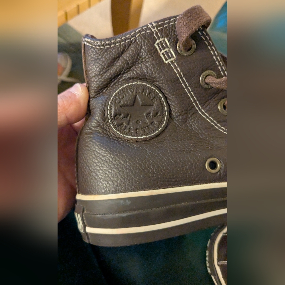 Converse All Star Water Repellent Hi Top Brown Leather Sneakers Women 6/Men 4 - Picture 5 of 8